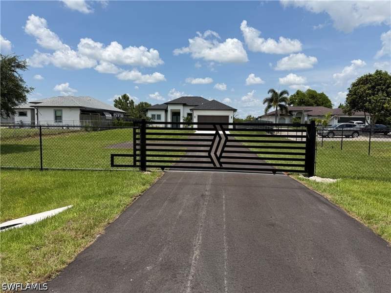 3 bedroom SingleFamilyResidence at 3237 29th Ave NE, Golden Gate Estates, Naples — photo 2