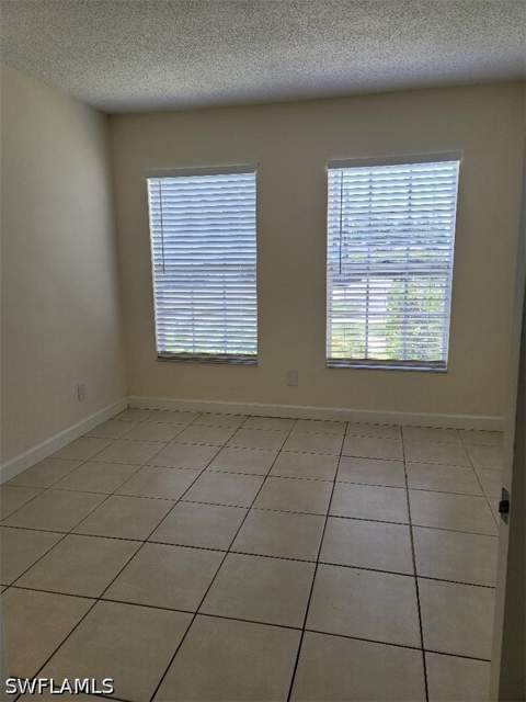 190 Santa Clara Dr 190-4, Naples FL - photo 10 of 25