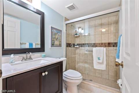 784 Landover Cir 104, Naples FL - photo 17 of 36