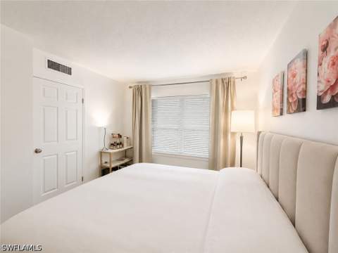 2350 W 1st St 303, Fort Myers FL - photo 13 of 37