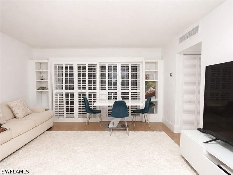 1 bedroom Condominium at 2350 W 1st St 303, First Harbour Tower Condo, Fort Myers — photo 3