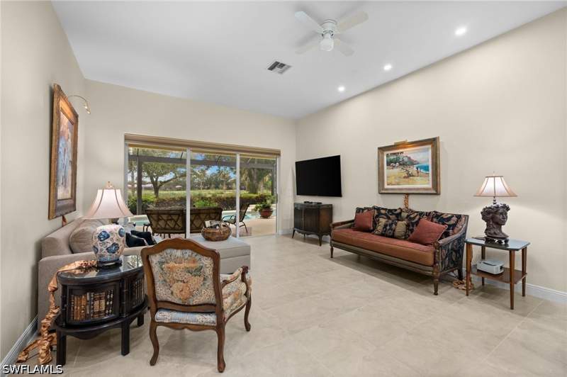 3 bedroom SingleFamilyResidence at 973 Tierra Lago Way, Tierra Lago, Naples — photo 4