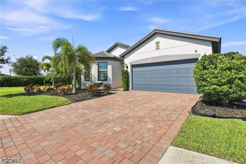 3 bedroom SingleFamilyResidence at 3721 E Hampton Cir, Hampton Lakes, Alva — photo 3