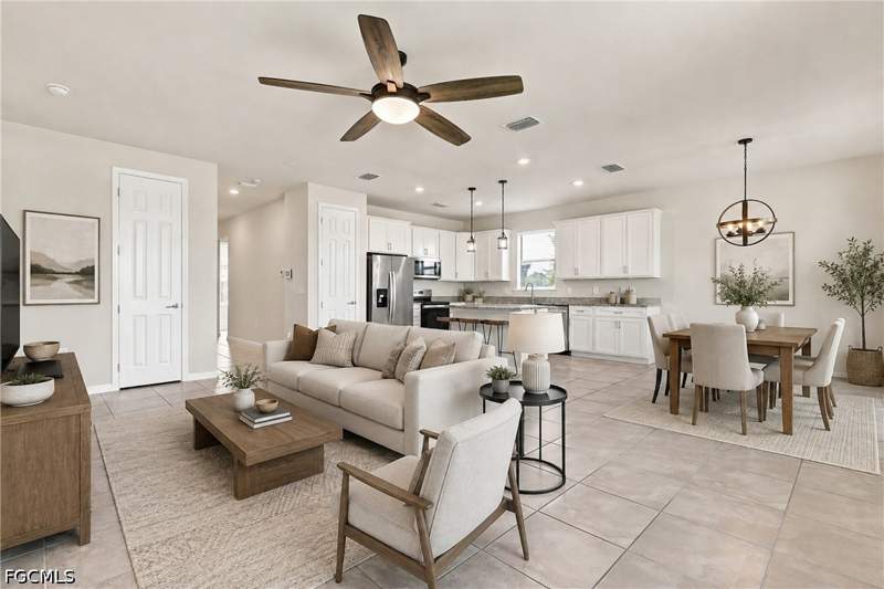 3 bedroom SingleFamilyResidence at 3721 E Hampton Cir, Hampton Lakes, Alva — photo 5