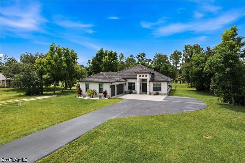 4 bedroom SingleFamilyResidence at 2160 Randall Blvd, Golden Gate Estates, Naples — photo 2
