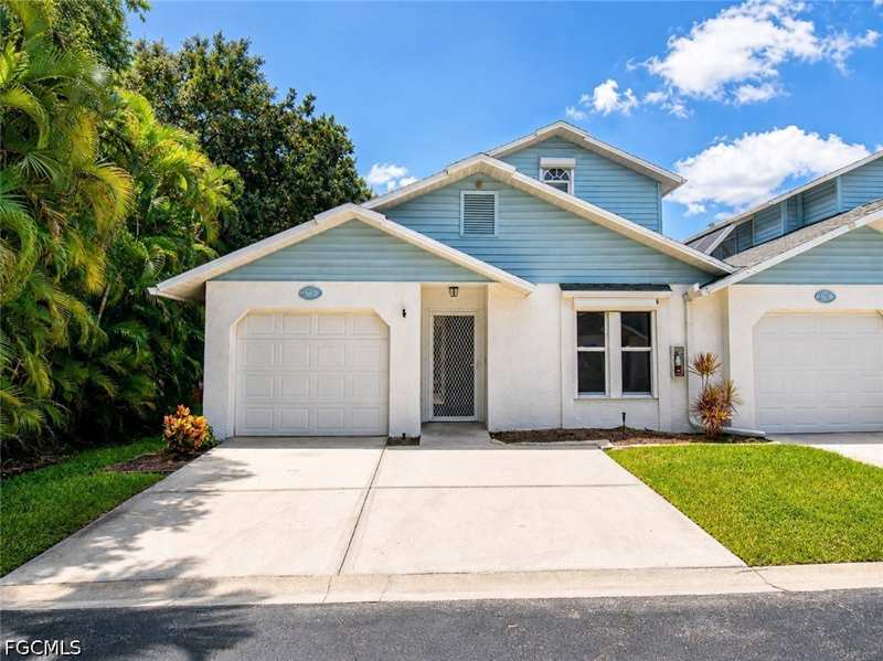 3 bedroom Condominium at 13711 Raleigh Ln 7, Cypress Keep Condo, Fort Myers — photo 1