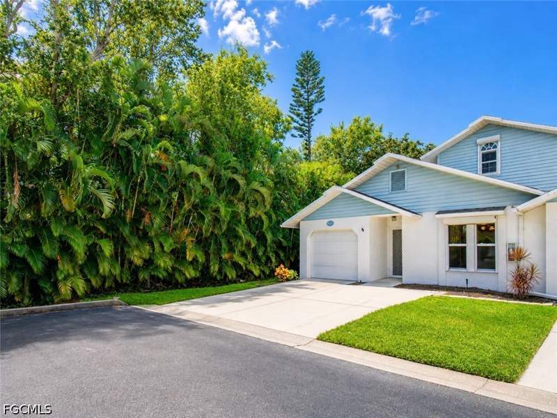 3 bedroom Condominium at 13711 Raleigh Ln 7, Cypress Keep Condo, Fort Myers — photo 3