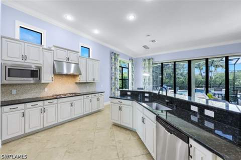9461 Napoli Ln, Naples FL - photo 10 of 46