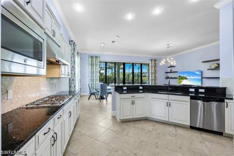 9461 Napoli Ln, Naples FL - photo 14 of 46