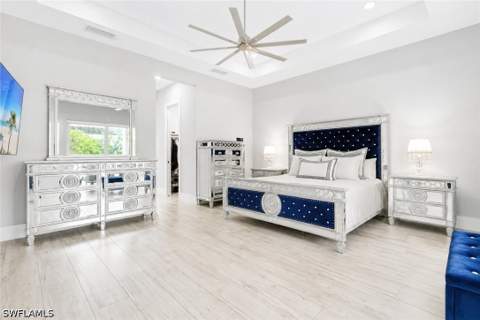 1631 N Copeland Dr, Marco Island FL - photo 17 of 48