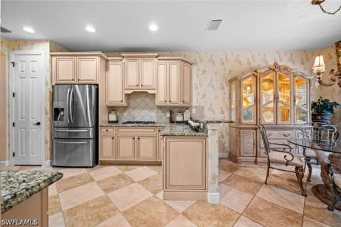 8725 Largo Mar Dr, Estero FL - photo 18 of 50