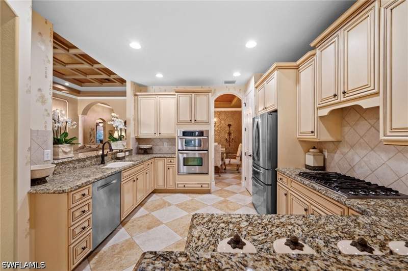 3 bedroom SingleFamilyResidence at 8725 Largo Mar Dr, Belle Lago, Estero — photo 4