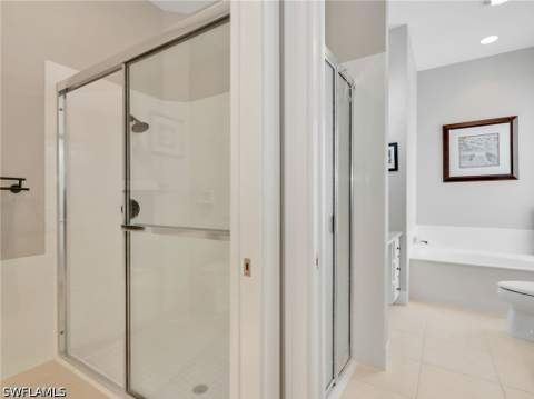 5284 Hawkesbury Way, Naples FL - photo 20 of 49