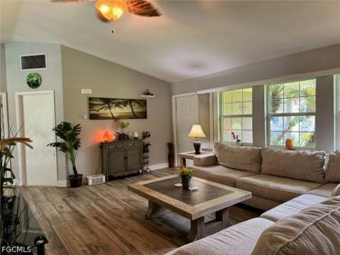 13 Wellington Ave, Lehigh Acres FL - photo 8 of 30
