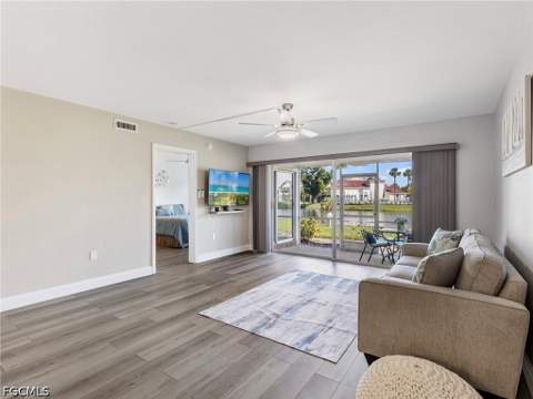 5471 Peppertree Dr 7, Fort Myers FL - photo 11 of 36