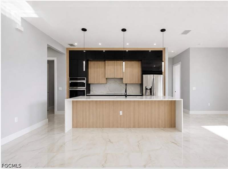 4 bedroom SingleFamilyResidence at 4131 SW 21st Pl, Cape Coral, Cape Coral — photo 5