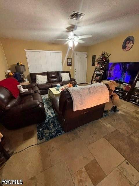 3 bedroom SingleFamilyResidence at 5242 Texas Ave, Naples Manor, Naples — photo 4