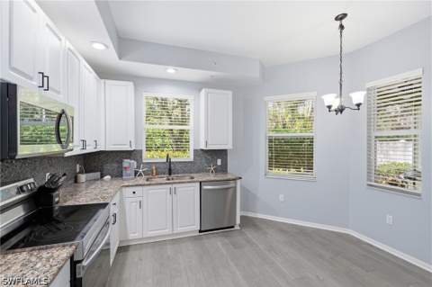 1425 Mariposa Cir 101, Naples FL - photo 15 of 50