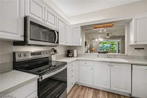 14511 Daffodil Dr 1403, Fort Myers FL - photo 7 of 31