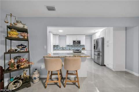77 Glenmont Dr W, North Fort Myers FL - photo 8 of 40