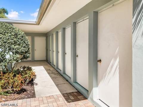 653 12th Ave S 653, Naples FL - photo 20 of 24
