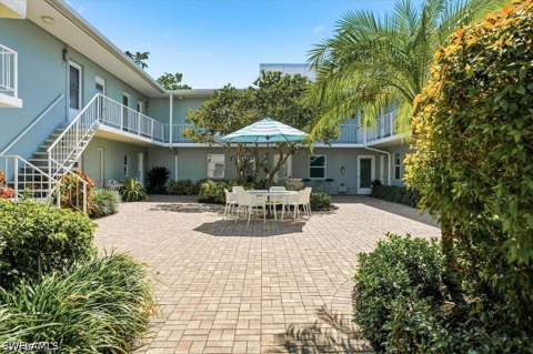 653 12th Ave S 653, Naples FL - photo 21 of 24