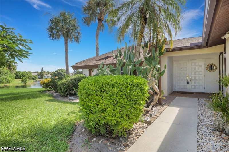 3 bedroom Attached at 147 Round Key Cir P1, Lakewood Villas, Naples — photo 1