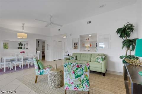147 Round Key Cir P1, Naples FL - photo 10 of 41