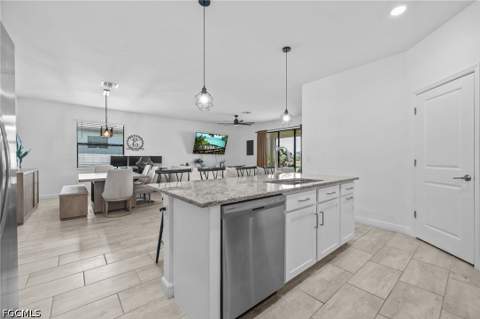 13845 Pine Lodge Ln, Fort Myers FL - photo 13 of 45