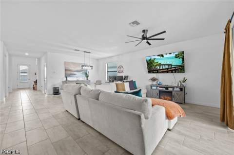 13845 Pine Lodge Ln, Fort Myers FL - photo 8 of 45
