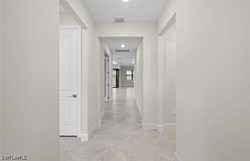 3 bedroom SingleFamilyResidence at 16624 Ash Grove Ln, Country Club, Alva — photo 4