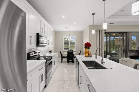 411 24th Ave NE, Naples FL - photo 16 of 50