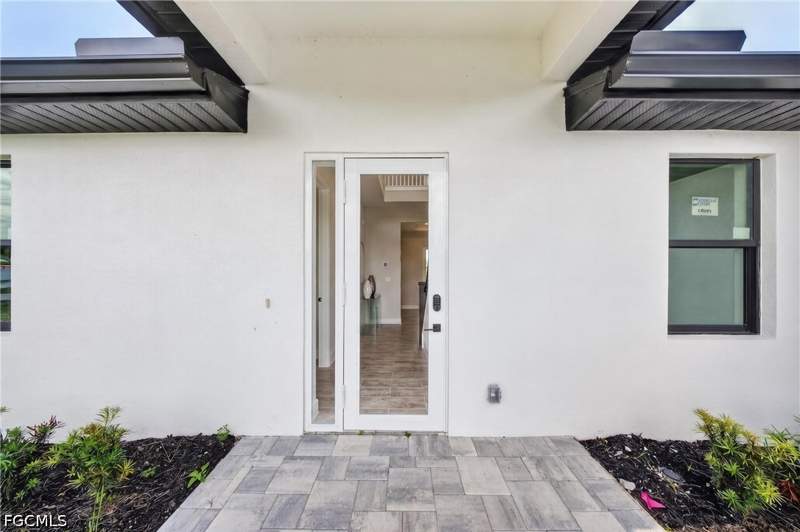 4 bedroom SingleFamilyResidence at 3403 NE 13th Ave, Cape Coral, Cape Coral — photo 3