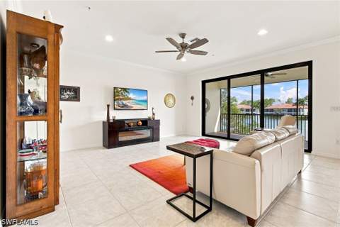15157 Palmer Lake Cir 202, Naples FL - photo 14 of 35