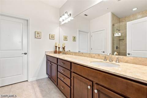 15157 Palmer Lake Cir 202, Naples FL - photo 18 of 35