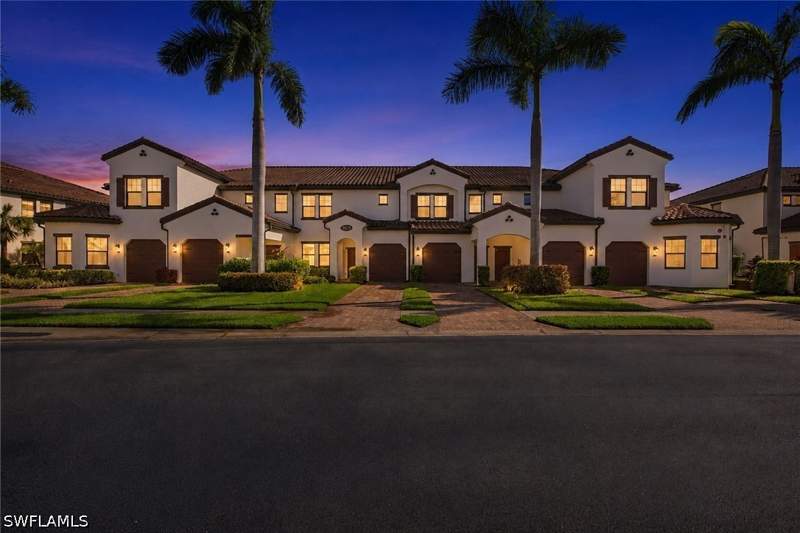 2 bedroom Condominium at 15157 Palmer Lake Cir 202, Coach Homes At Livingston Lakes, Naples — photo 2