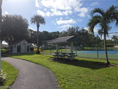 14820 Lake Olive Dr, Fort Myers FL - photo 23 of 40