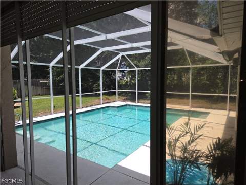 14820 Lake Olive Dr, Fort Myers FL - photo 6 of 40