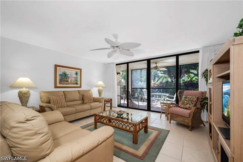 2 bedroom Condominium at 838 W Elkcam Cir 112, Bayside Club, Marco Island — photo 3