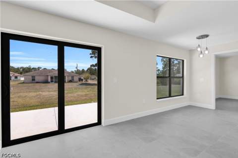 823 McKinley Ave, Lehigh Acres FL - photo 13 of 36