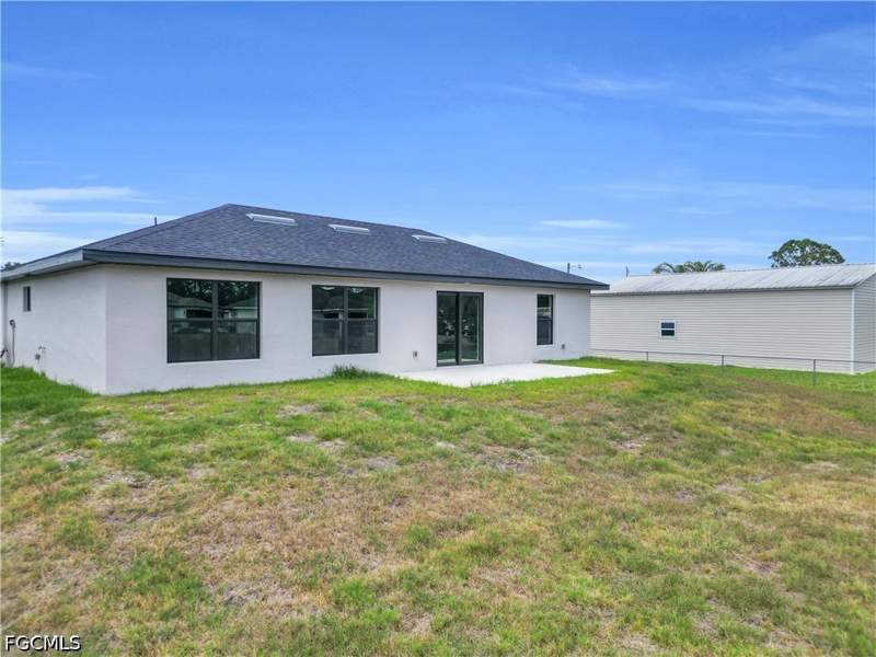 3 bedroom SingleFamilyResidence at 823 McKinley Ave, Lehigh Acres, Lehigh Acres — photo 5