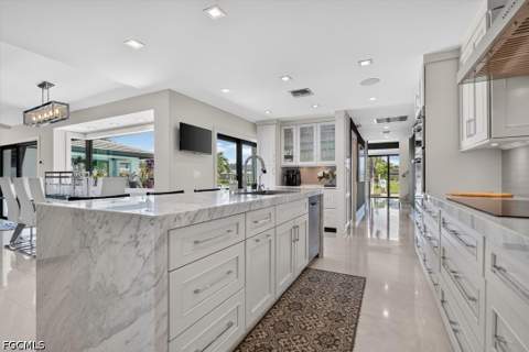 1021 Wittman Dr, Fort Myers FL - photo 6 of 50