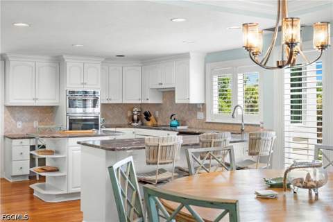 408 Bella Vista Way E, Sanibel FL - photo 10 of 42