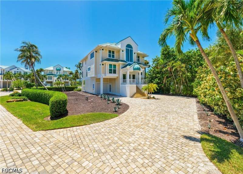 4 bedroom SingleFamilyResidence at 408 Bella Vista Way E, Colony Beach Estates, Sanibel — photo 3