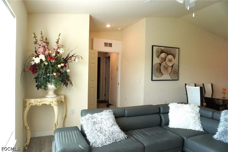 3 bedroom SingleFamilyResidence at 108 Dublin Cir, Banyan Village, Labelle — photo 4