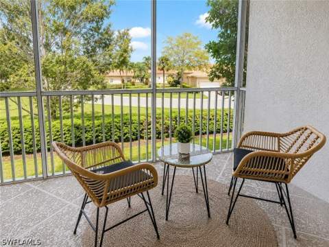 7839 Regal Heron Cir 202, Naples FL - photo 12 of 14