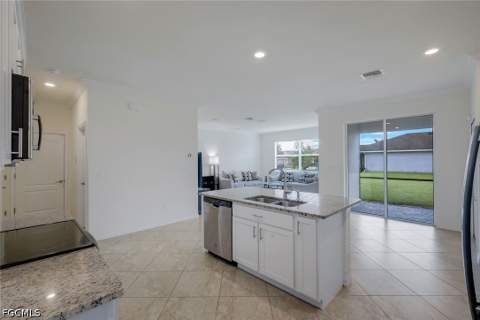 4234 Bluegrass Dr, Fort Myers FL - photo 8 of 29