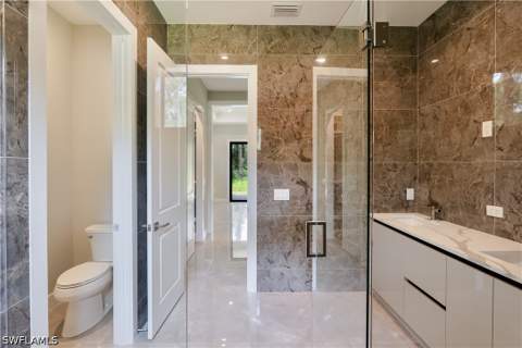 1061 20th Ave NE, Naples FL - photo 18 of 32