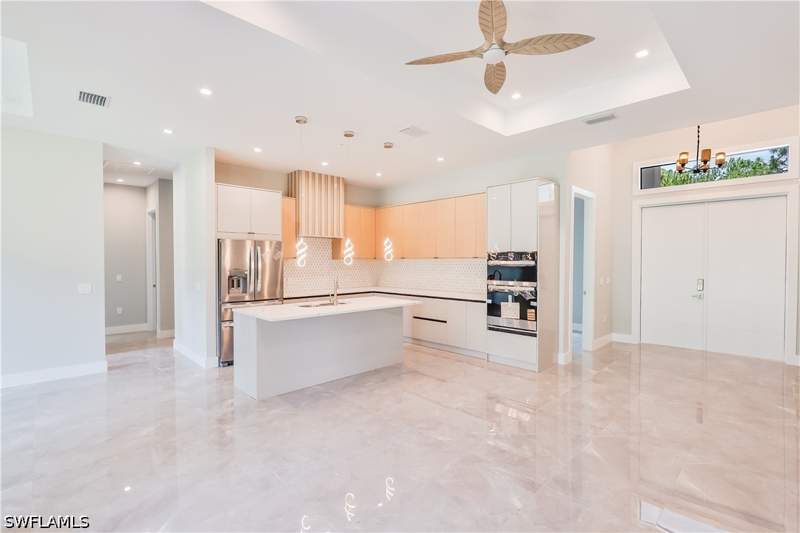 3 bedroom SingleFamilyResidence at 1061 20th Ave NE, Golden Gate Estates, Naples — photo 3