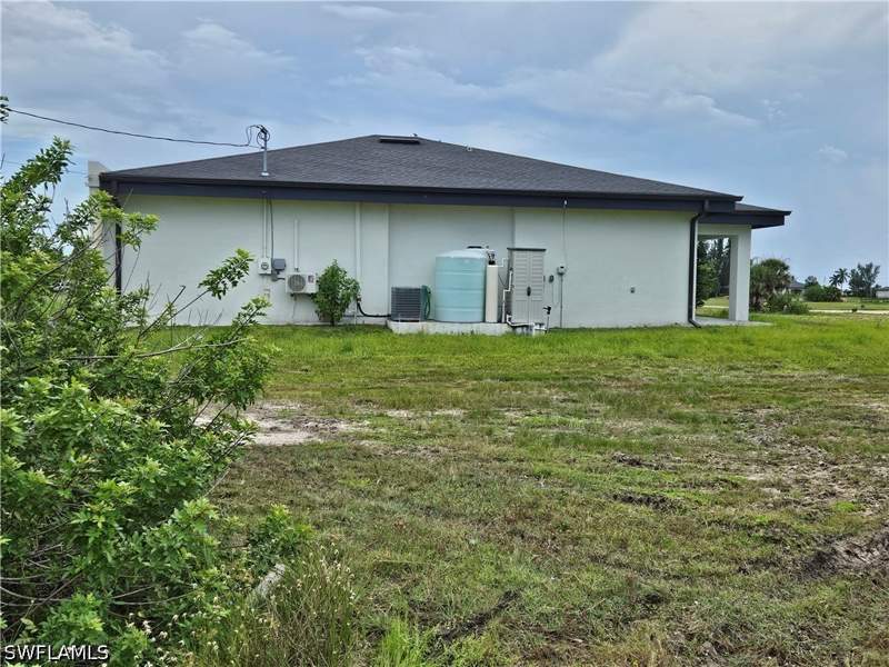 3 bedroom SingleFamilyResidence at 3428 NW 46th Ave, Cape Coral, Cape Coral — photo 4